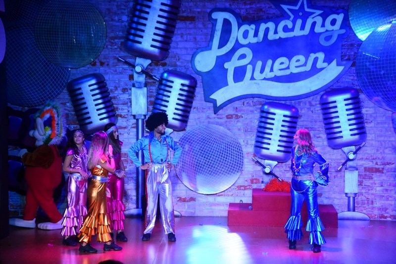 Dancing Queen un hommage a Abba by Kazadoo